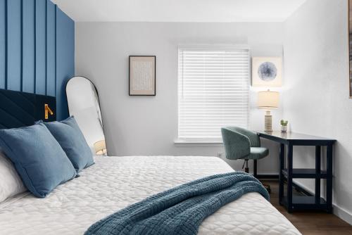 Stylish 2BR Oasis with Private Patio - Sleeps 8 - Tap to explore photos
