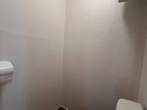 Apartment image 5