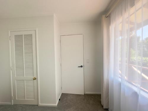 Private room with separate bathroom and carpark, Auckland (foto 6)