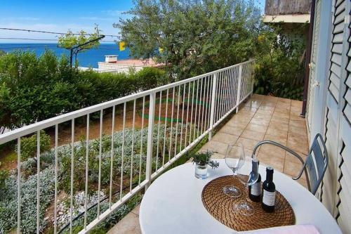 Apartments Sipa - Garden One Bedroom Apartment with Balcony and Partial Sea View Apartman C