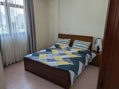 Bright, Modern 2 Bedroom Apt - Secure & Close to Airport, Addis Abeba (Foto 10)