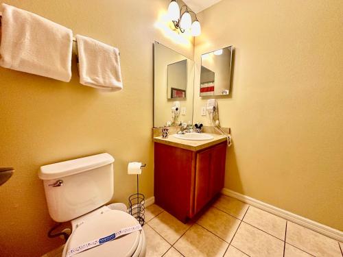 Three-Bedroom Apartment image 9