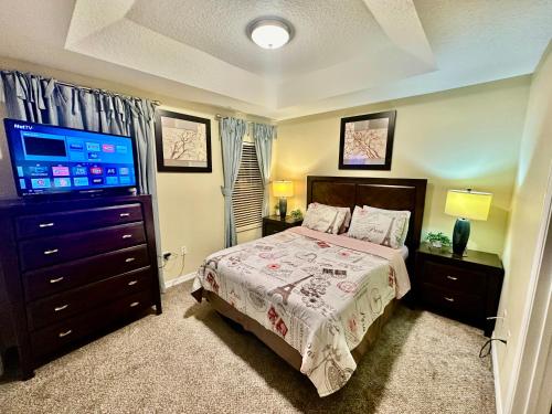 Three-Bedroom Apartment image 7
