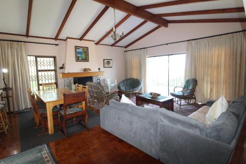 Ridge road 18 Holiday House - image 2