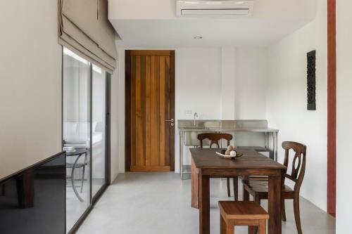 Kitchen, Anda Lanta Residence and Rentals - Adult Only in Ba Kantiang Bay