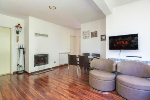 Warm Getaway in Faraya in Kfardebian