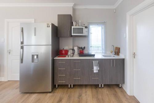 Kitchen, SandDollar - Self Catering Seaside Getaway in Cape St. Francis