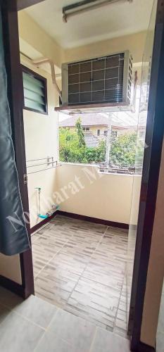 Nontharat Mansion near Ministry of Public Health