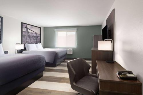 Super 8 by Wyndham Big Timber - main image