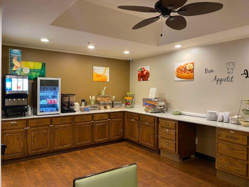 Quality Inn Palm Bay - Melbourne I-95 - main image