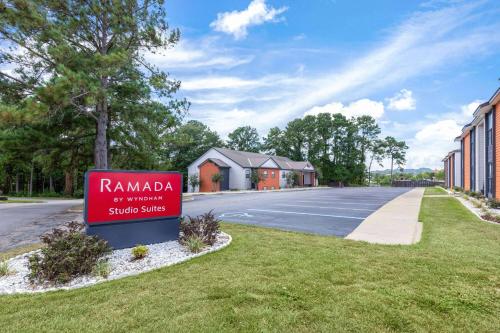 Ramada by Wyndham Studio Suites Dothan, Dothan (foto 4)