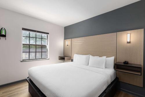 Ramada by Wyndham Studio Suites Dothan, Dothan (foto 9)