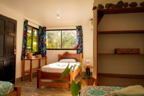 Quadruple Room with Private Bathroom image 2
