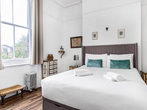 Picture of Pass The Keys Lovely Flat Near Belsize Park, North Central London