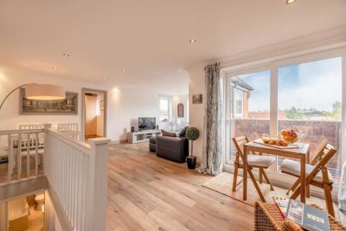 3Bed, 2Bath Penthouse Near Windsor & Long Walk, Windsor (zdjęcie 8)