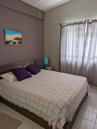 Blue Jays Holiday Home - 3 bedrooms - Tap to explore photos