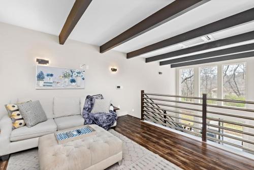 Unique 4BR Into The Woods - Fire Pit home Unique 4BR Into The Woods - Fire Pit home