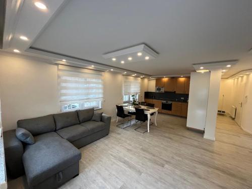 HomesNRW - Gemütlich Modern und Zentral (HomesNRW - Gemutlich Modern und Zentral) in Gummersbach