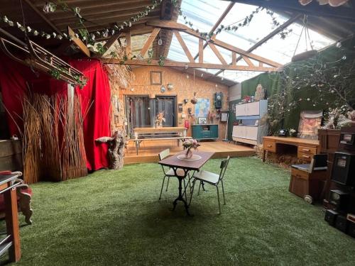 Le hangar du purgatoire in Neuville-en-Ferrain