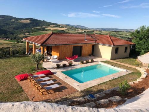Belle villa proche de Lyon dans le Beaujolais gîte à louer Tarare