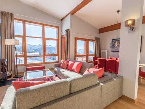 Duplex moderne 4 chambres avec piscine, spa, parking, wifi - ski aux pieds - FR-1-352-42