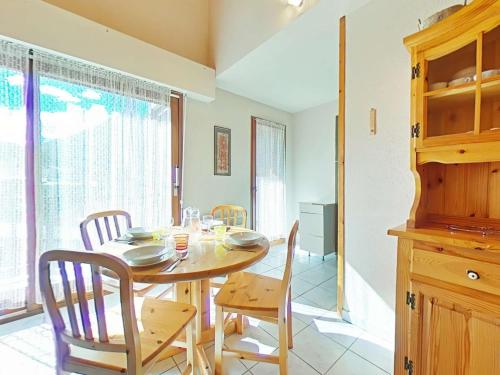Apartment (4 Adults)
