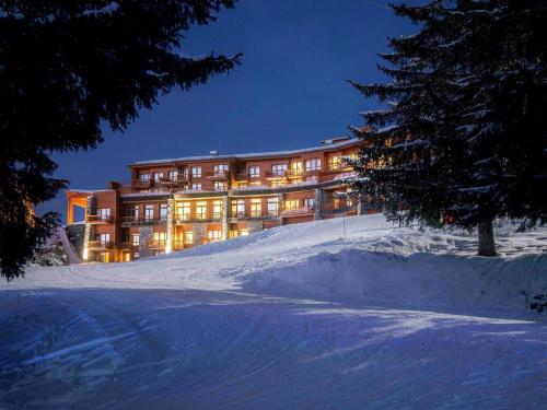 Duplex 4 chambres avec piscine, spa et parking aux Arcs 1800 - FR-1-352-55 in Le Chantel