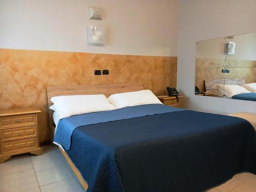 Hotel Motel Est – Peschiera Borromeo, DC