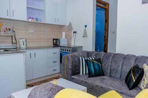 Olivet studio - California plaza in Nanyuki