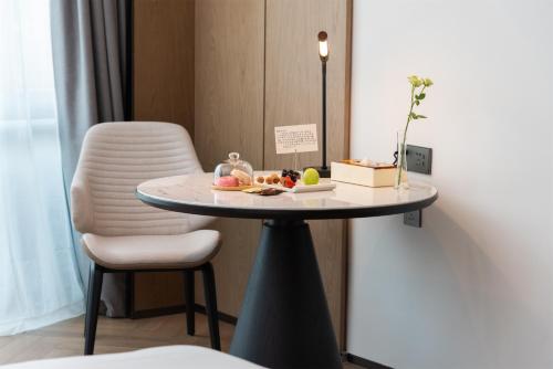 Mehood Lestie Hotel Pazhou Convention and Exhibition Center Branch - Free Shuttle Bus to Canton Fair Complex During Canton Fair Period