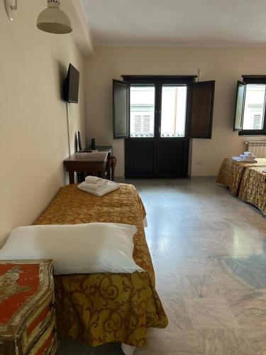 Bocca's Apartment 8 - image 3