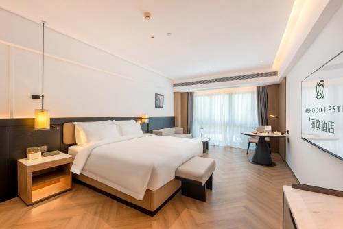 1 queen bed