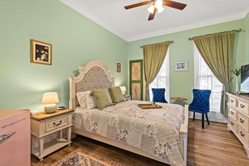 1 queen bed