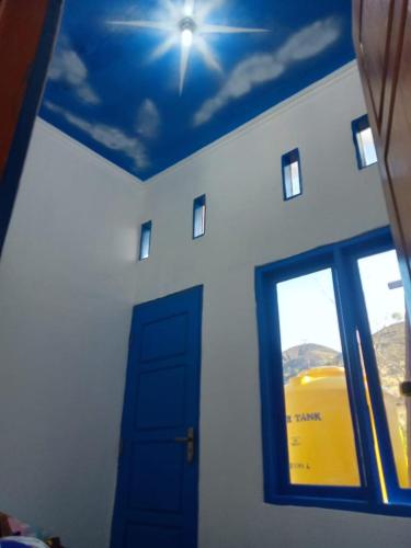 DejaVu Coffee and Homestay in Maumere