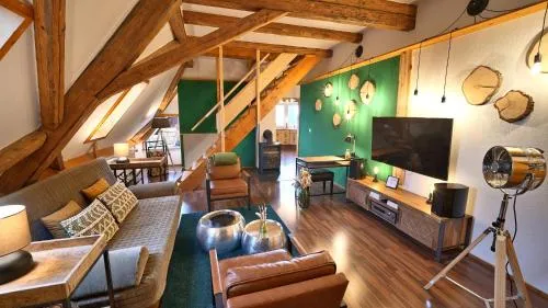 Green Loft Schwarzwald - Dach-Balkon--Musik-Ecke in Winzeln, Deutschland