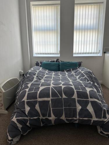 Stunning Birmingham City Center Apartment - Sleeps 4 - Free Parking, Netflix, Prime, Disney, Birmingham (Foto 11)