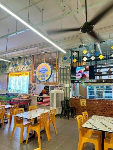 Creamy KL View - Majestic Maxim near UCSI, KL, MRT #康乐夜市 Creamy KL View - Majestic Maxim near UCSI, KL, MRT #康乐夜市