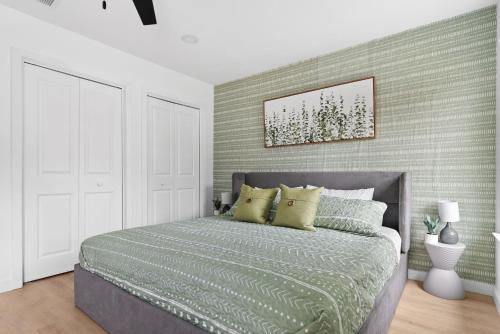 Artsy Pad by S Lamar - Soco with Patio in Austin, USA