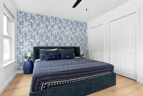 Fast Wifi, Desks - SoCo, DT, Zilker in Austin, USA