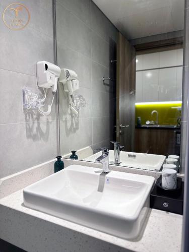 Studio with Balcony room in Armin Homes Studio at Solforest Ecopark