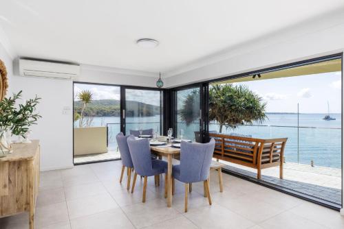 Lanimer ONE - Beautiful Waterfront Property