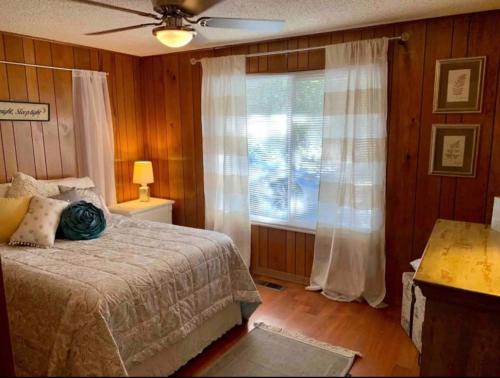 Midtown Old Southwest Home With Pool!