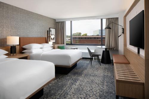 Sheraton Westport Plaza - image 12