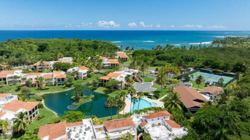 Family Villa Oleana Waterviews Oceanfront with water and generator in Vega Alta