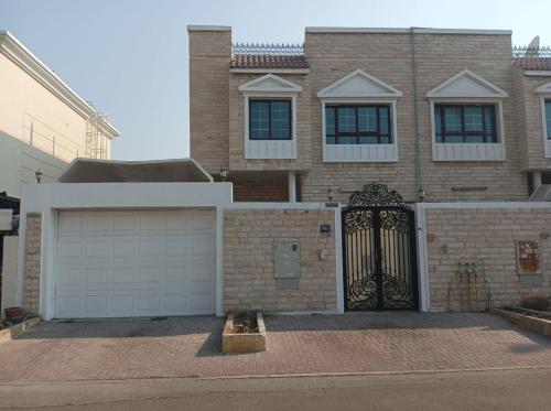 Deluxe Villa Rooms near Dubai Airport, Dubaï (photo 9)