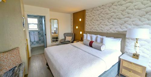 Seaway Inn Room Type - King Room
