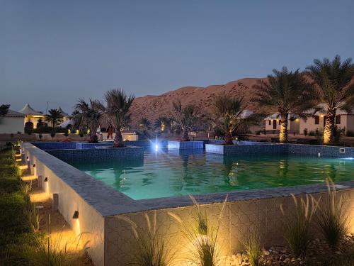 Bazén, Desert Rose Camp in A'Sharqiyah Sands (Wahiba)