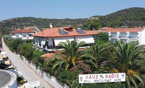Badis Haus 2