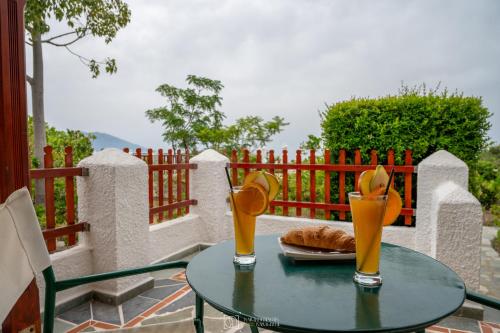 Pleiades Samos in Isomata