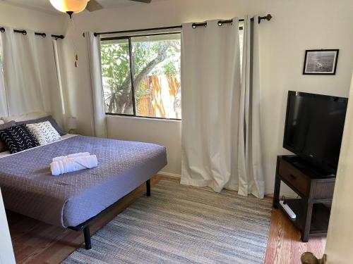 Great location, right by beaches and snorkeling! in Pupukea (HI)